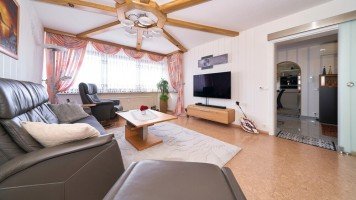 Hauptbild Hübsche 4,5-Zimmer-Wohnung mit Balkon und hochwertiger Ausstattung
