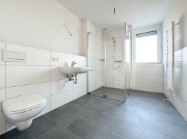 Hauptbild Exklusive barrierefreie3,5 Zimmer-Whg. im EG- modern & energiearm -