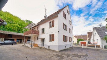Hauptbild Einzigartiges Anwesen mit Zweifamilienhaus, Bauplatz, Scheune, Maschinenschuppen und großem Garten!!