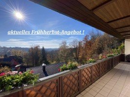 Hauptbild *** Wohnen wie im Urlaub ... großes, gepflegtes Einfamilienhaus mit toller Aussicht und ganz nah an der Natur ... ! ***